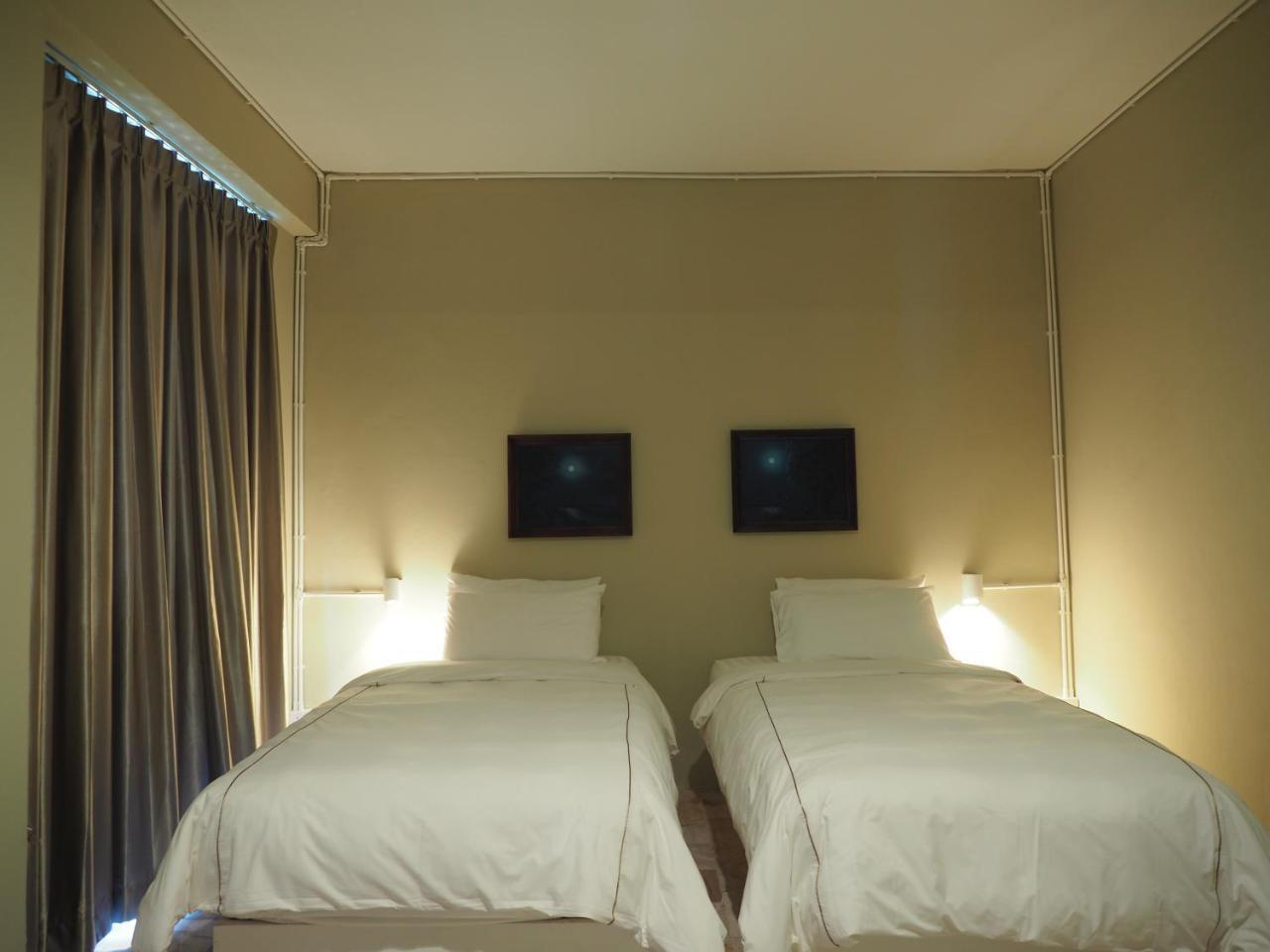 Warila Hotel Samut Prakan Exterior photo